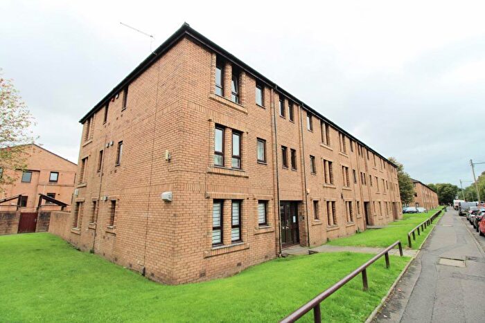 Flat To Rent In Raeberry Street, Glasgow, G20