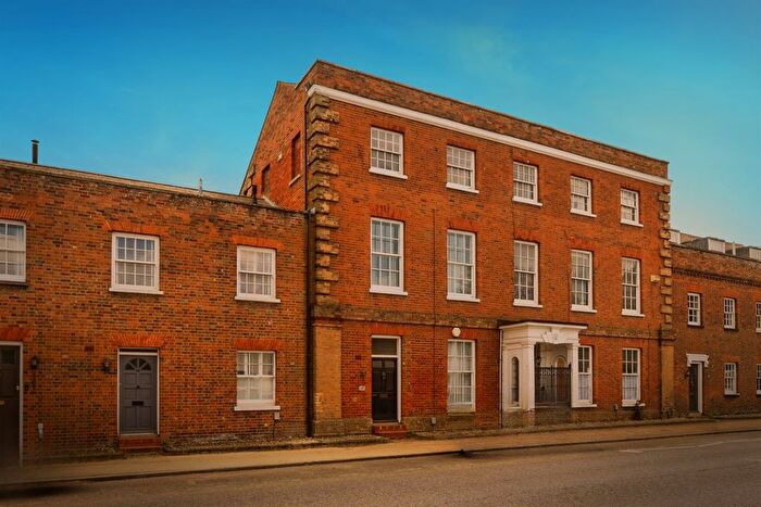 4 Bedroom Terraced House For Sale In Hitchin Street, Baldock, SG7