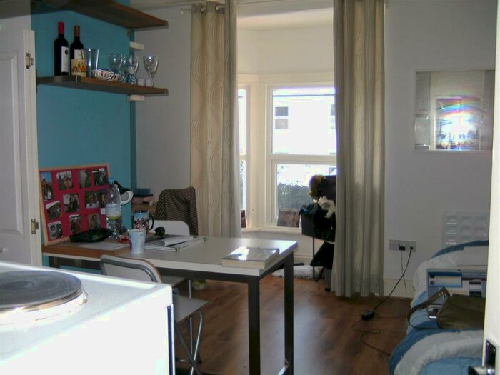 Studio To Rent In Pershore Road, Edgbaston, Birmingham, B29