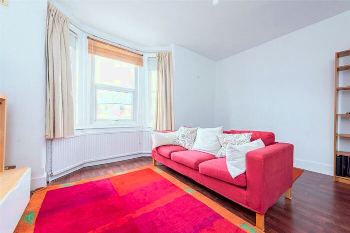 1 Bedroom Apartment To Rent In Drayton Road, London, NW10