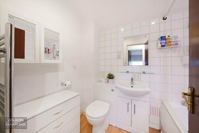 1 Bedroom Flat For Sale In Bessborough Road, Harrow, HA1