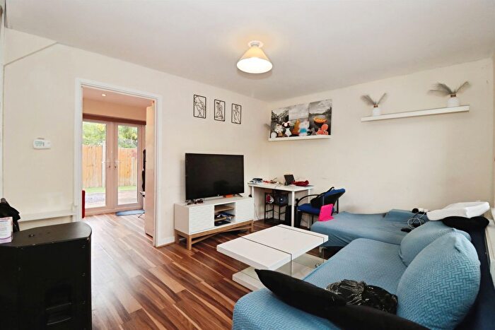 2 Bedroom End Terrace House For Sale In Verde Close, Soundwell, Bristol, BS16