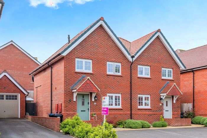 2 Bedroom Semi-Detached House For Sale In Jennings Road, Marlborough, SN8
