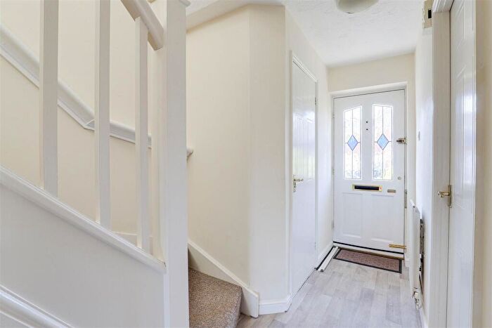 2 Bedroom End Of Terrace House To Rent In Langton Close, Colwick, Nottingham, NG4