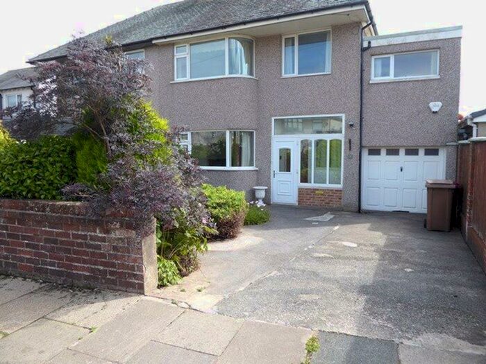 4 Bedroom Semi-Detached House To Rent In Rusland Avenue, Barrow-In-Furness, LA14