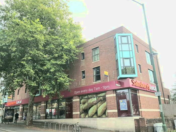 2 Bedroom Flat To Rent In Derby Road, Nottingham, NG7