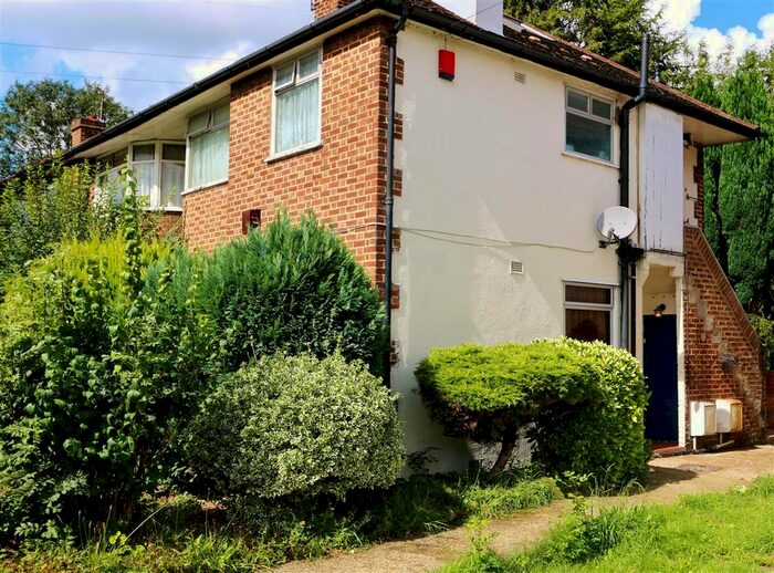 2 Bedroom Maisonette To Rent In Runnymede, Colliers Wood, London, SW19