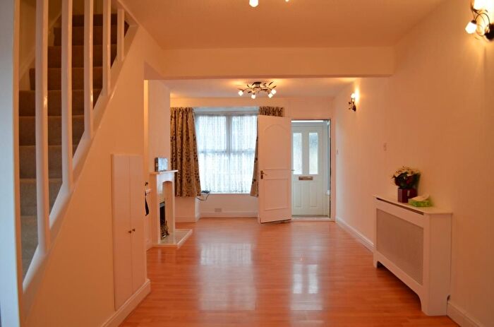 2 Bedroom Terraced House For Sale In Brighton Road, Watford, Hertfordshire, WD24