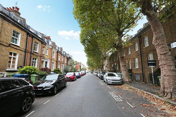 2 Bedroom Flat To Rent In Grosvenor Terrace, London, SE5