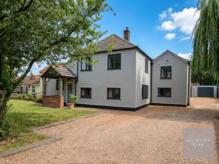 4 Bedroom Detached House For Sale In Westgate, Hevingham, Norwich, NR10