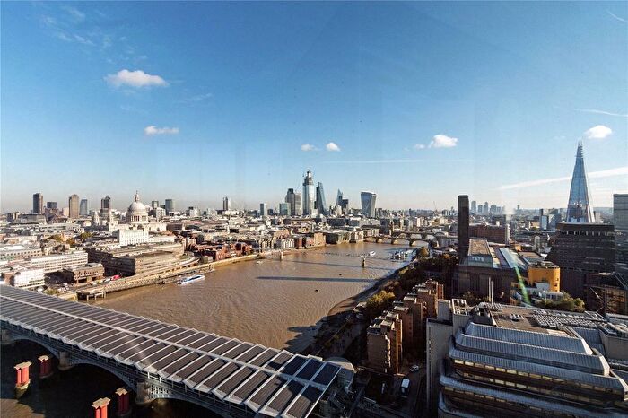 3 Bedroom Flat For Sale In Blackfriars Road, London, SE1