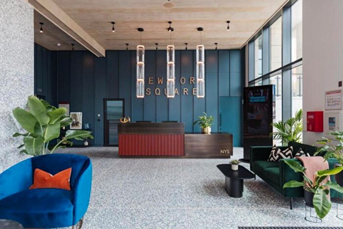 2 Bedroom Apartment To Rent In Quarry Hill, Leeds, LS2