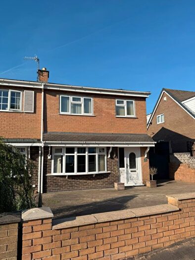 3 Bedroom Semi-Detached House To Rent In Delaney Drive, Park Hall, ST3