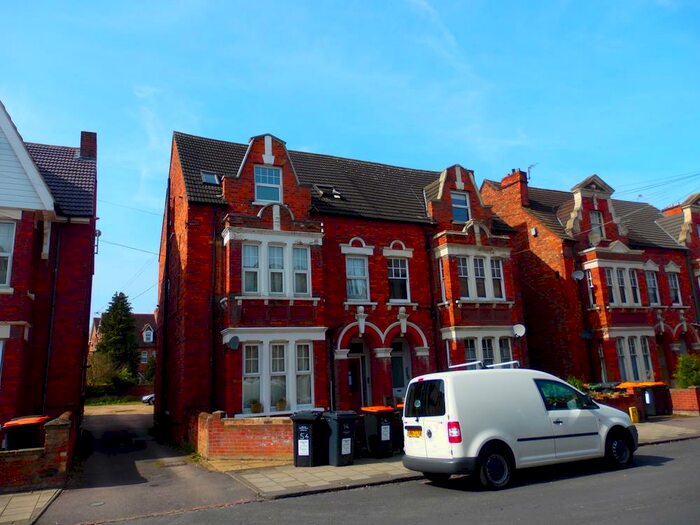1 Bedroom Ground Flat To Rent In St Michaels Road, Bedford, MK40