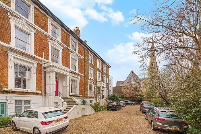 1 Bedroom Flat For Sale In Trinity Rise, London, SW2
