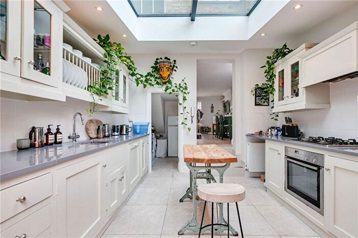 2 Bedroom Terraced House To Rent In Mossop Street, London, SW3