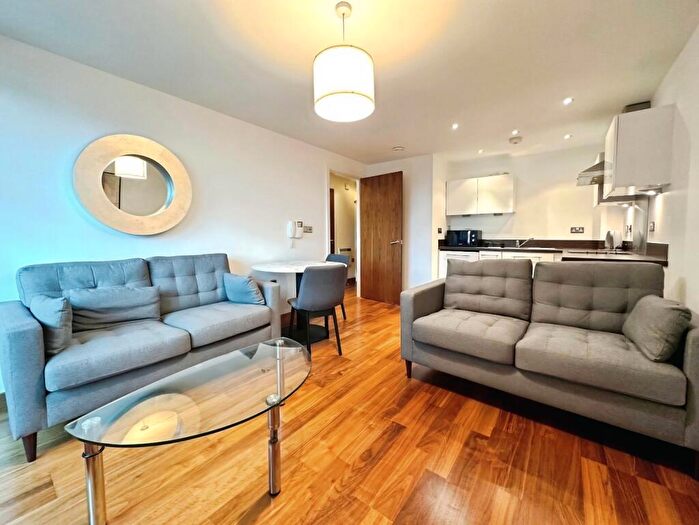 1 Bedroom Flat To Rent In Great George Street, Leeds, West Yorkshire, LS1