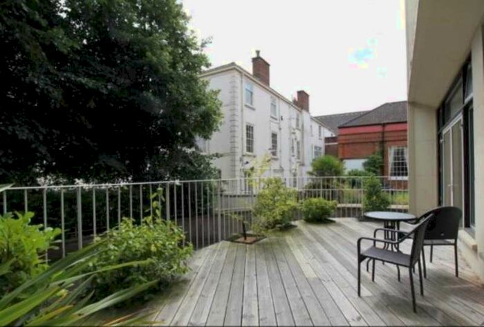 3 Bedroom Apartment To Rent In Theatre Street, Norwich, NR2