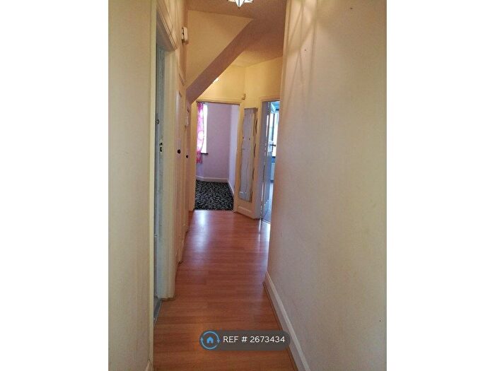 2 Bedroom Maisonette To Rent In St. Aubyns Gardens, Orpington, BR6