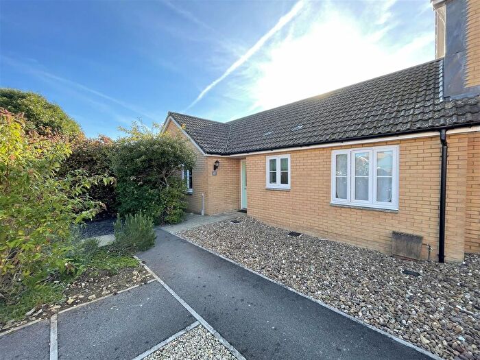 3 Bedroom Bungalow For Sale In Kingswood Road, Crewkerne, TA18