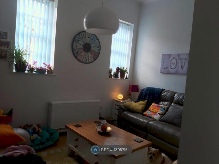 2 Bedroom Flat To Rent In Nightingale House, Nottingham, NG3