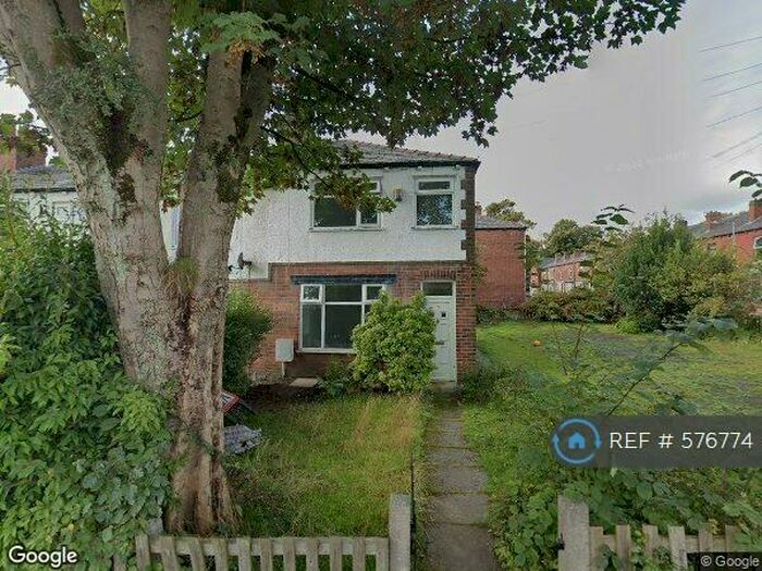 2 Bedroom End Of Terrace House To Rent In Ingledene Grove, Bolton, BL1