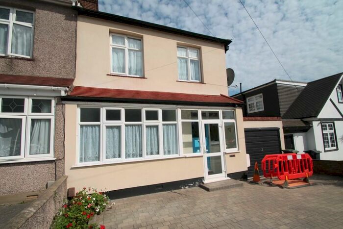 3 Bedroom Semi-Detached House To Rent In Tomswood Hill, , Essex, IG6