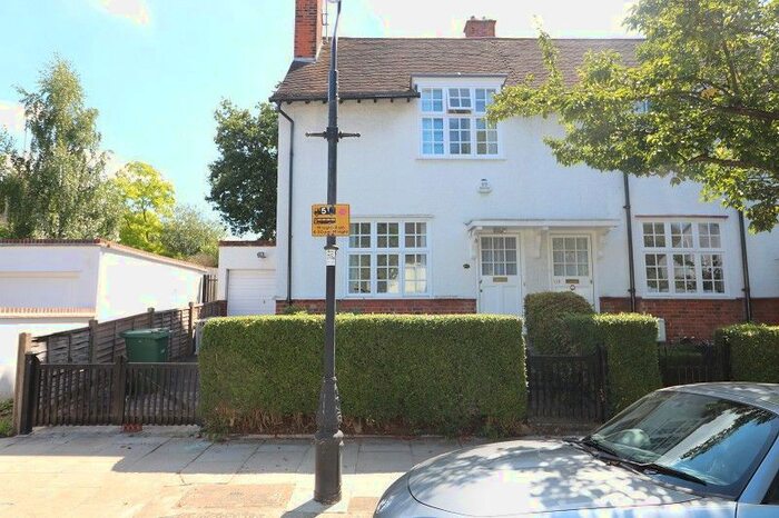 2 Bedroom End Of Terrace House To Rent In Fowlers Walk, London, W5