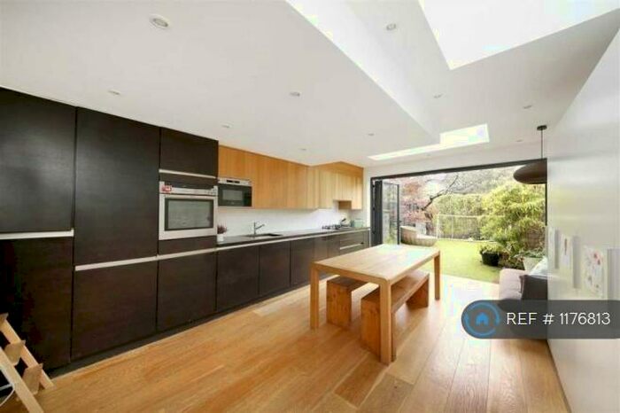 4 Bedroom Terraced House To Rent In Kneller Road, London, SE4