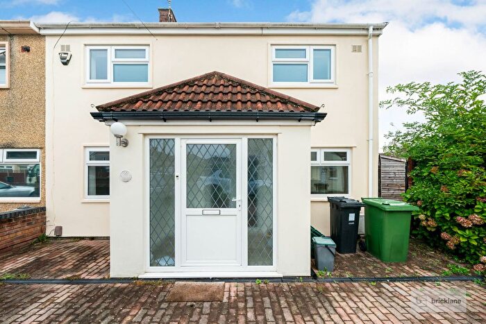 3 Bedroom Property To Rent In The Mead, Bristol, BS34