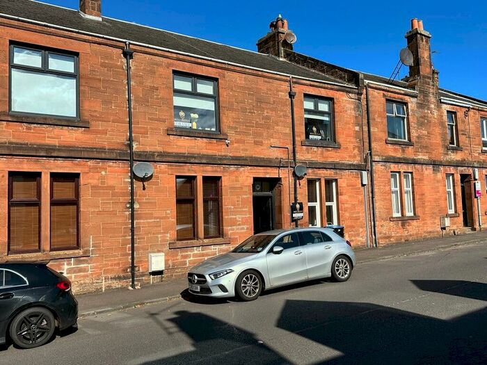 2 Bedroom Flat To Rent In Loudoun Street, Mauchline, East Ayrshire, KA5