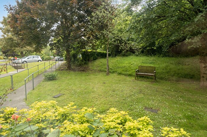 1 Bedroom Flat For Sale In Two Acre Close, Paignton, Devon, TQ3