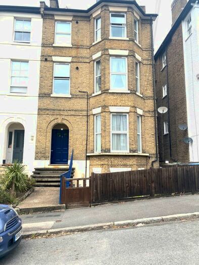 1 Bedroom Flat To Rent In Cintra Park, Crystal Palace, &#;pcm, SE19
