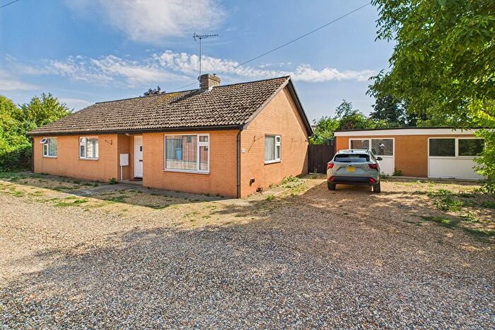 3 Bedroom Detached Bungalow For Sale In Beeches Road, West Row, IP28