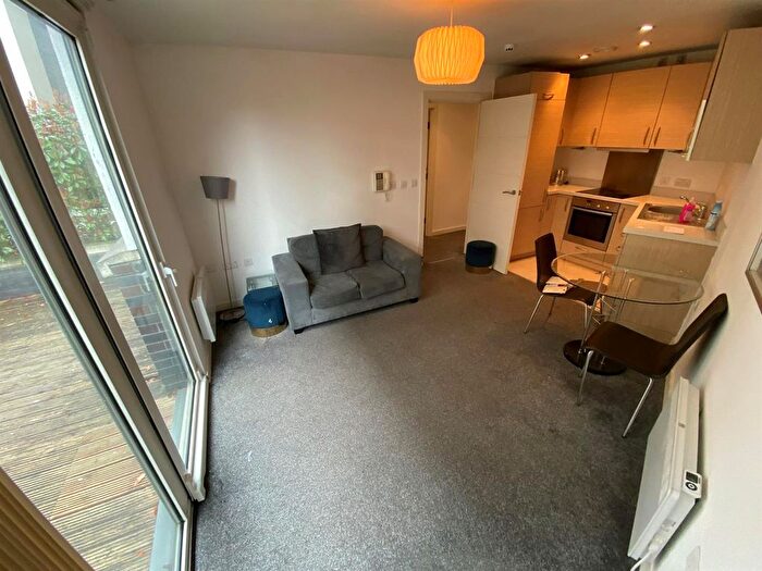 1 Bedroom Flat To Rent In Spectrum, Block, Blackfriars Road, M3