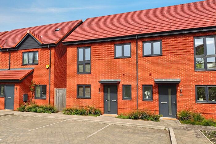 2 Bedroom Semi Detached House For Sale In Paddock Way, Crowthorne, Berkshire, RG45