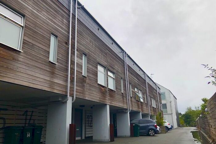 3 Bedroom Town House To Rent In Electric Wharf, Coventry, CV1