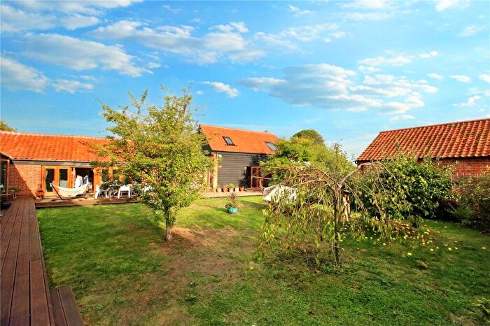 4 Bedroom Barn Conversion For Sale In Langley Street, Langley, Norwich, Norfolk, NR14
