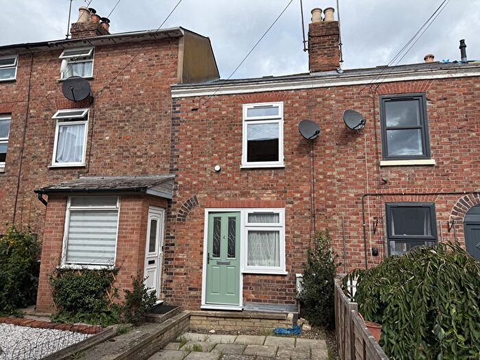 3 Bedroom Terraced House For Sale In Gravel Walk, GL20
