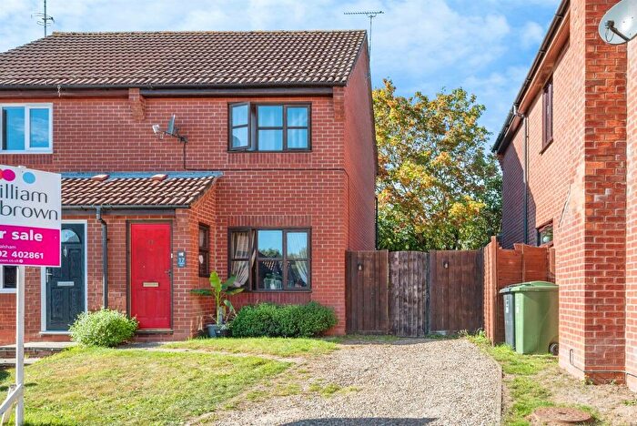 2 Bedroom Semi-Detached House For Sale In Foxglove Close, North Walsham, NR28