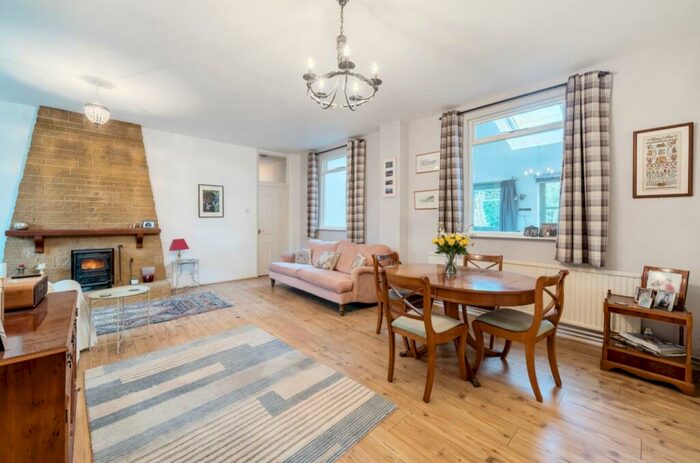 3 Bedroom Bungalow For Sale In Cowcombe Lane, Chalford, Stroud, Gloucestershire, GL6