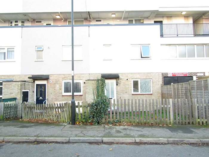 3 Bedroom Terraced House To Rent In Lytchet Way, Enfield, EN3