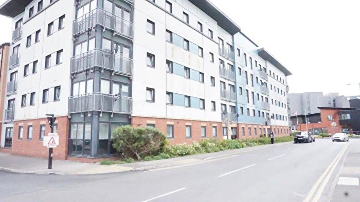 Studio To Rent In Flat, Spring Street, Hull, HU2