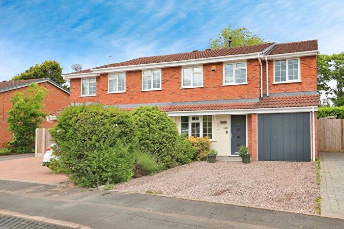 4 Bedroom Semi-Detached House For Sale In Ennerdale Drive, Perton, Wolverhampton, Staffordshire, WV6