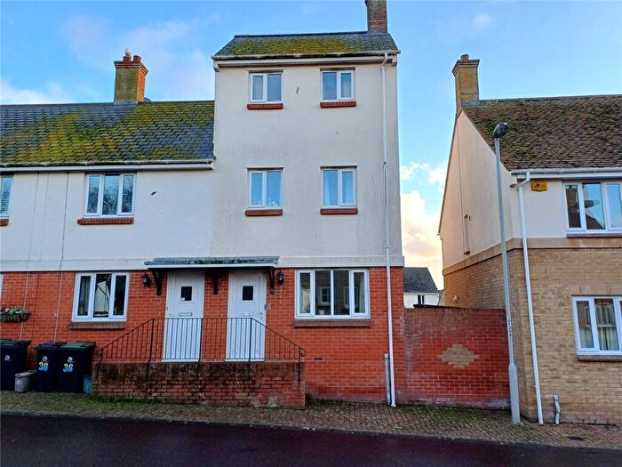 3 Bedroom End Of Terrace House For Sale In Foxglove Way, Meadowlands, West Bay, Bridport, DT6
