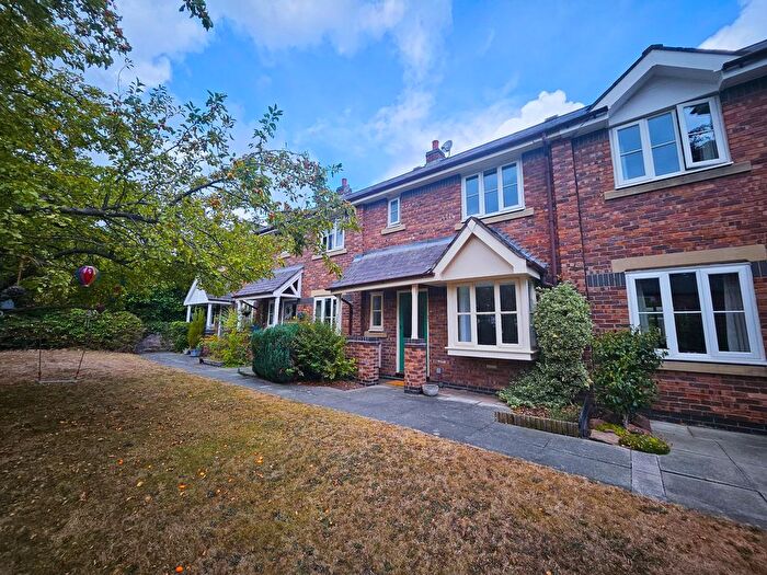 3 Bedroom Mews To Rent In Lichfield Mews, High Street, Tarvin, CH3