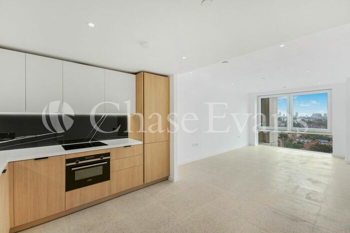 1 Bedroom Flat To Rent In The Bouchon, Silk District, Whitechapel, E1