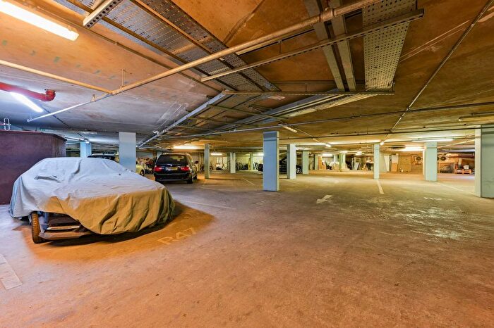 3 Bedroom Flat For Sale In Strand, The Strand, London, WC2R