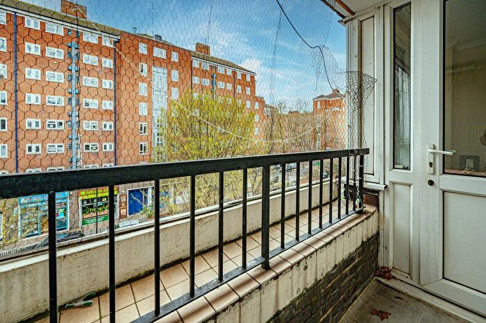 3 Bedroom Flat For Sale In Crowndale Road, St Pancras, London, NW1