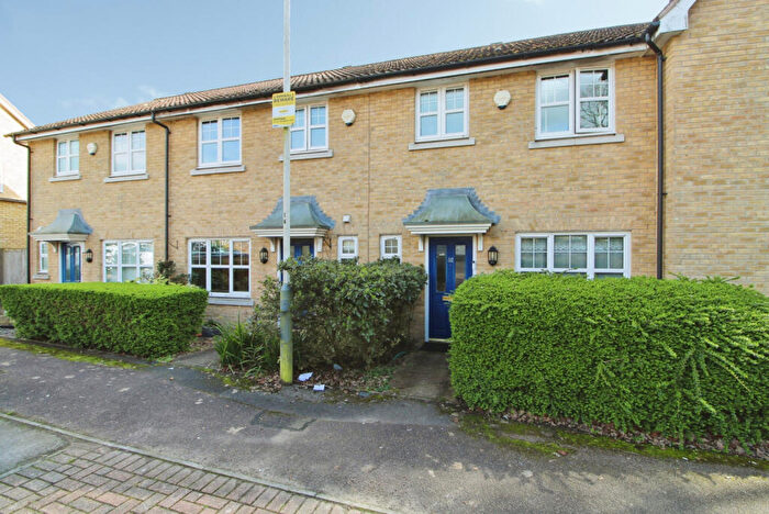 3 Bedroom Terraced House To Rent In Aspen Grove, Northwood Hills, HA5